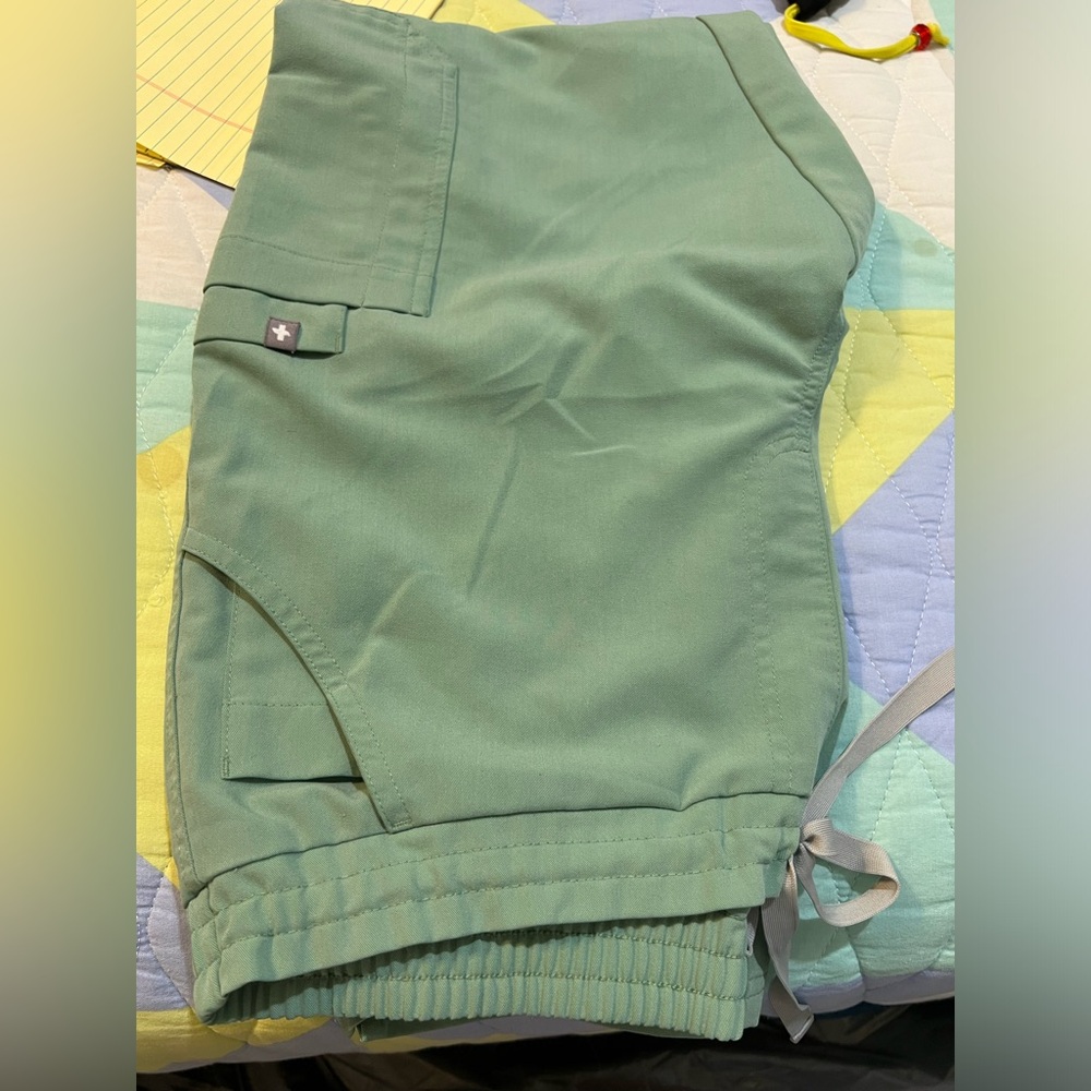 Figs jade green M/ P yola Catarina L